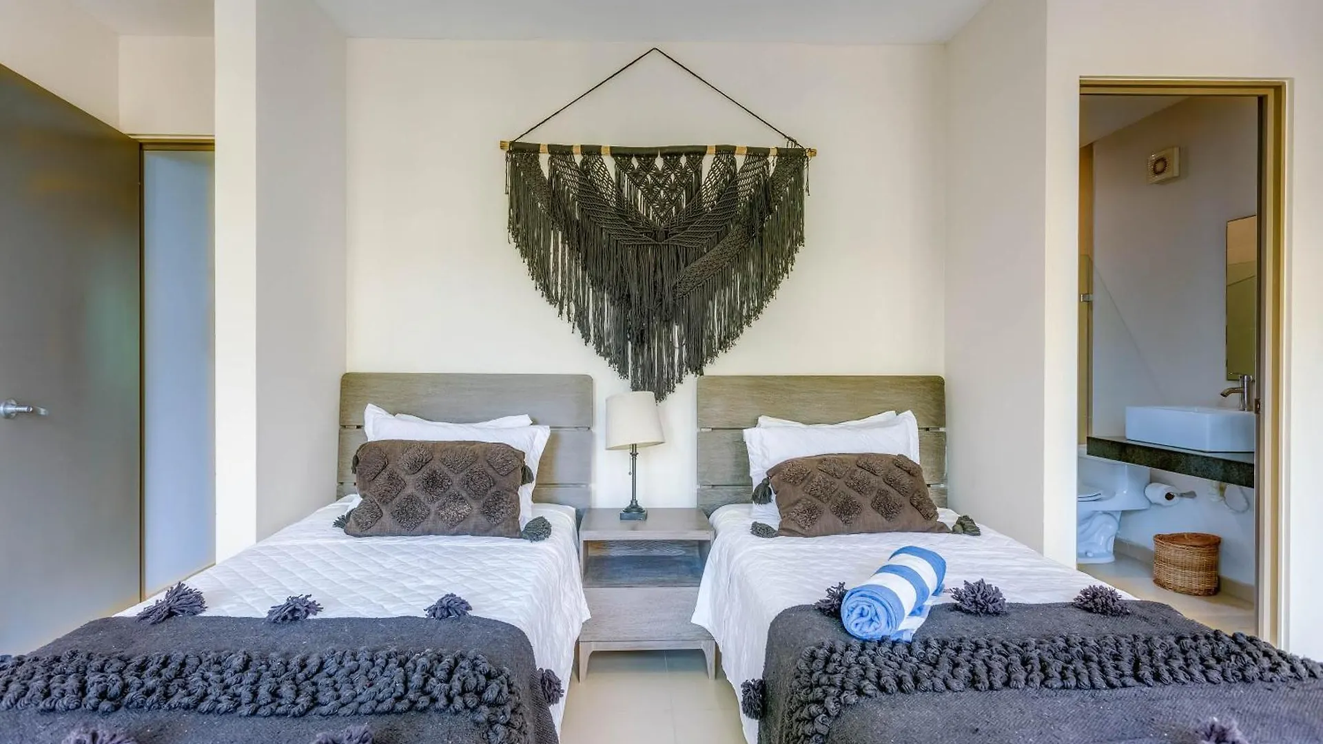 Beautiful Villa With Private Jacuzzi In Aldea Zama Тулум Мексика